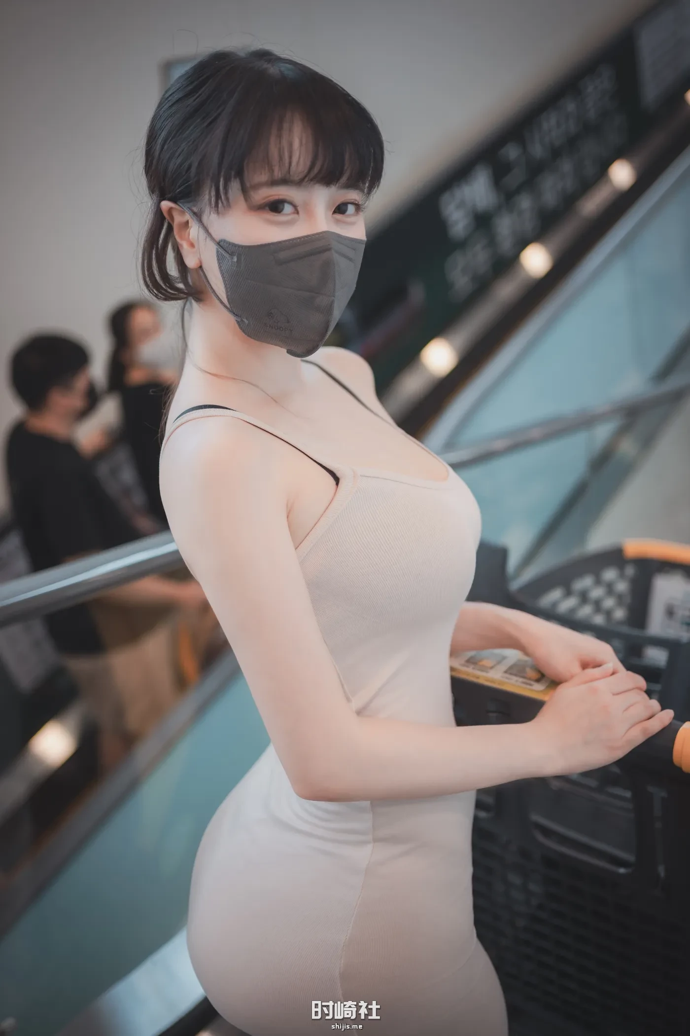 ZziZzi-韩国性感美女COS写真作品合集下载 写真合集 第3张