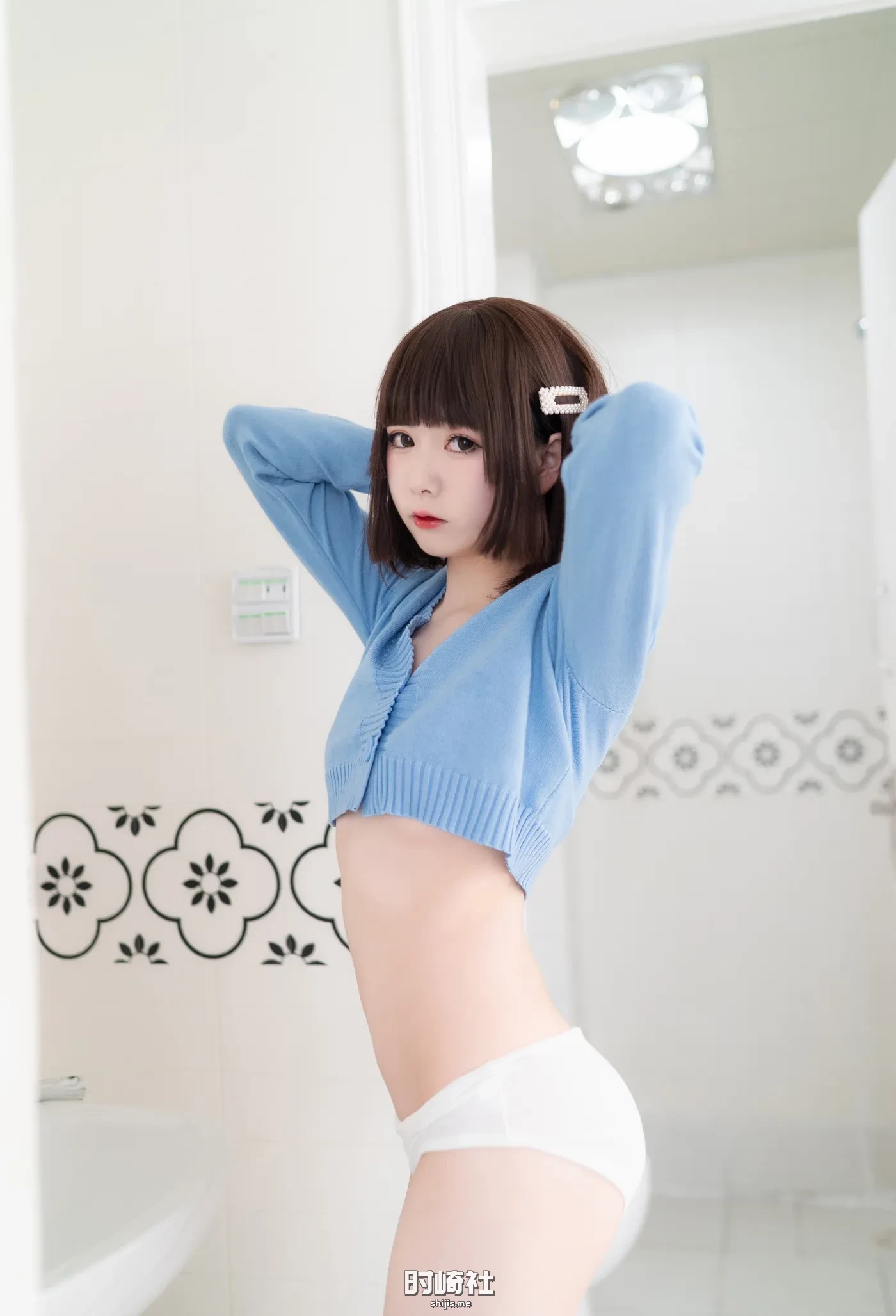 川妹子性感写真向小圆-合集下载 写真合集 第5张