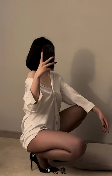 网红博主@保守的二舅妈(迷人的二舅妈)新整合写真合集 写真合集 第3张-境隐社 62_WebP.webp