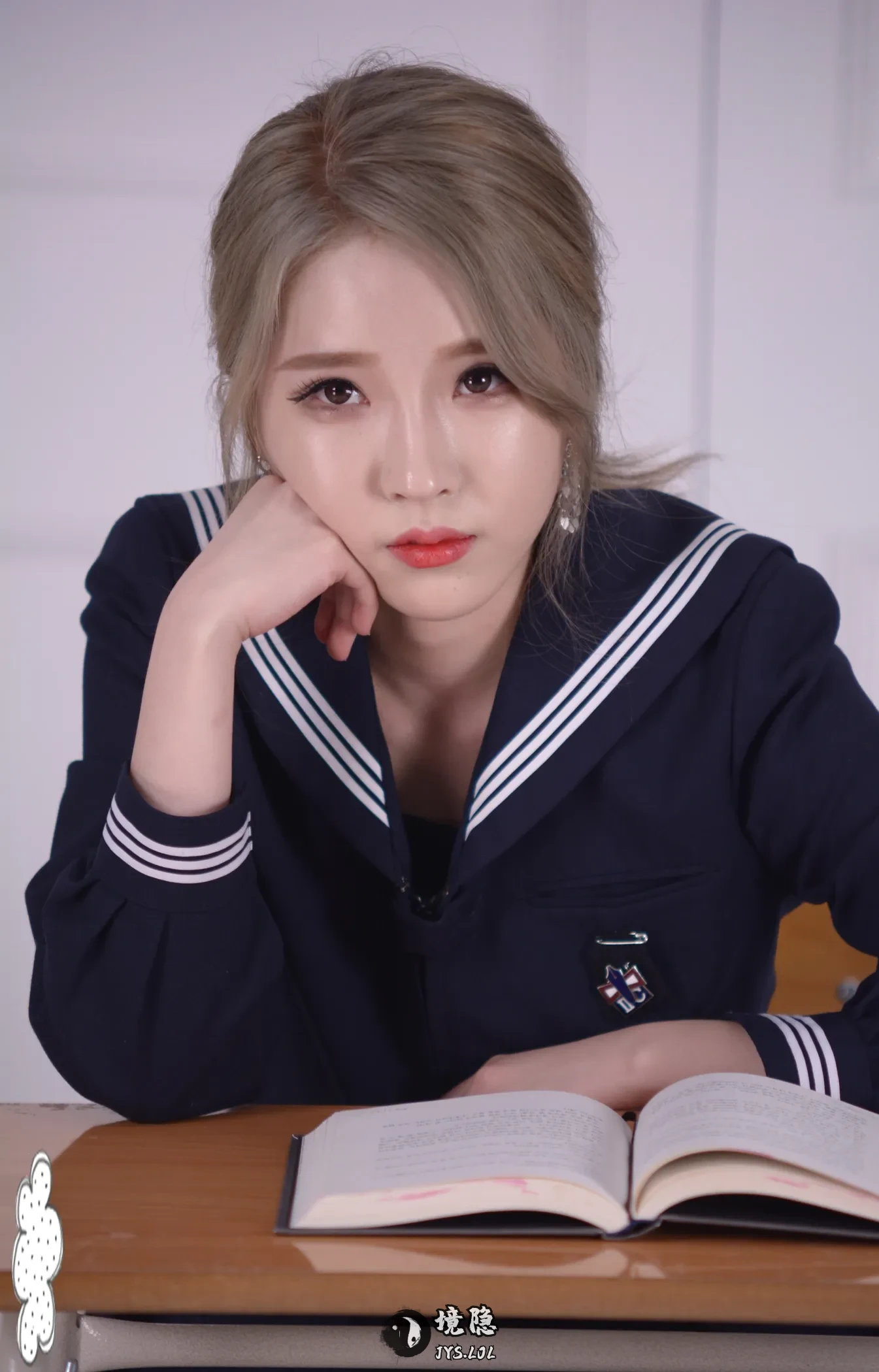 韩国极品颜值美模【汉娜】JK制服拍摄 【735P1.9G】