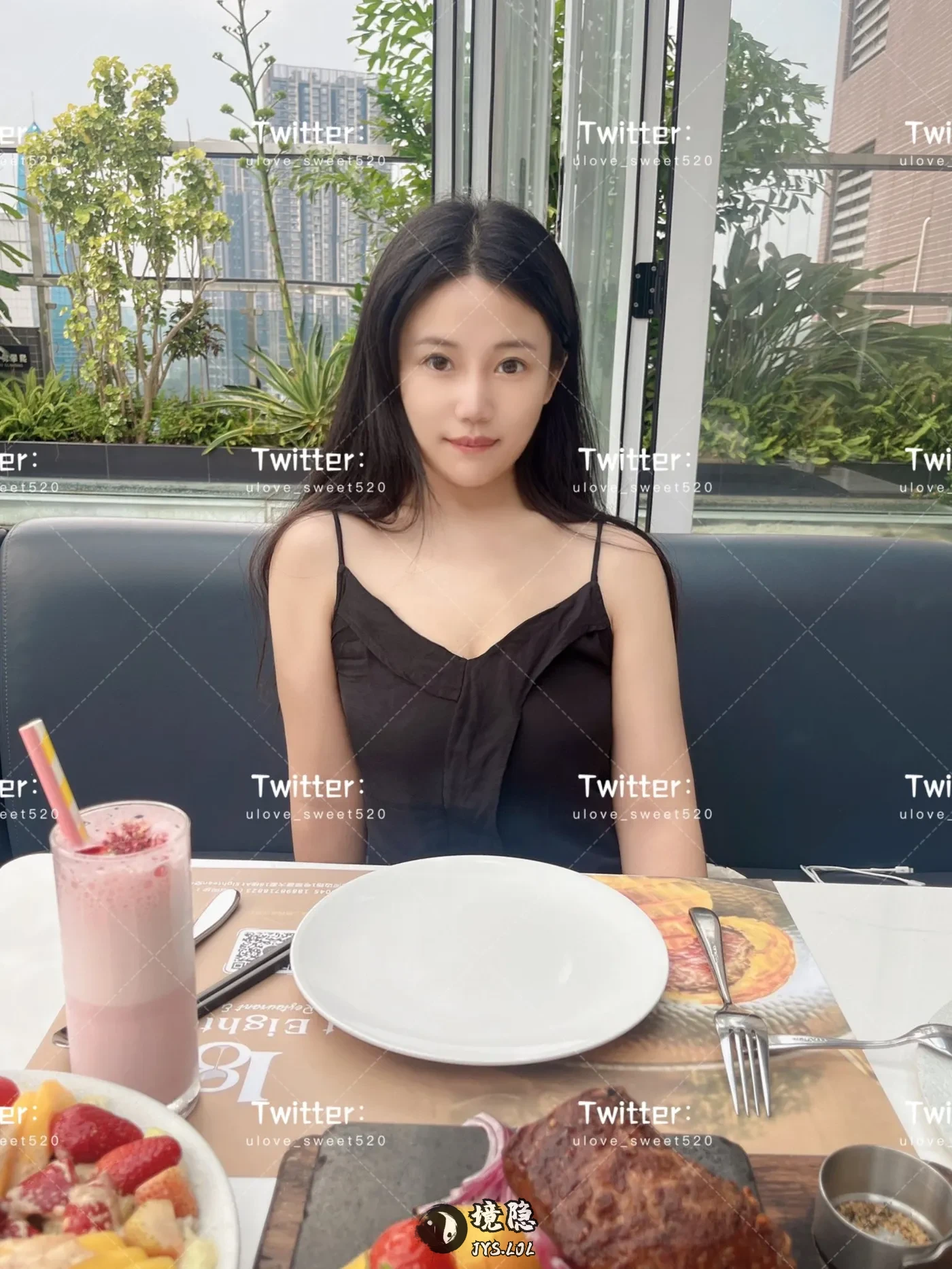 推特露脸福利女神『深圳小梨涡』最新更新 (46V) 900