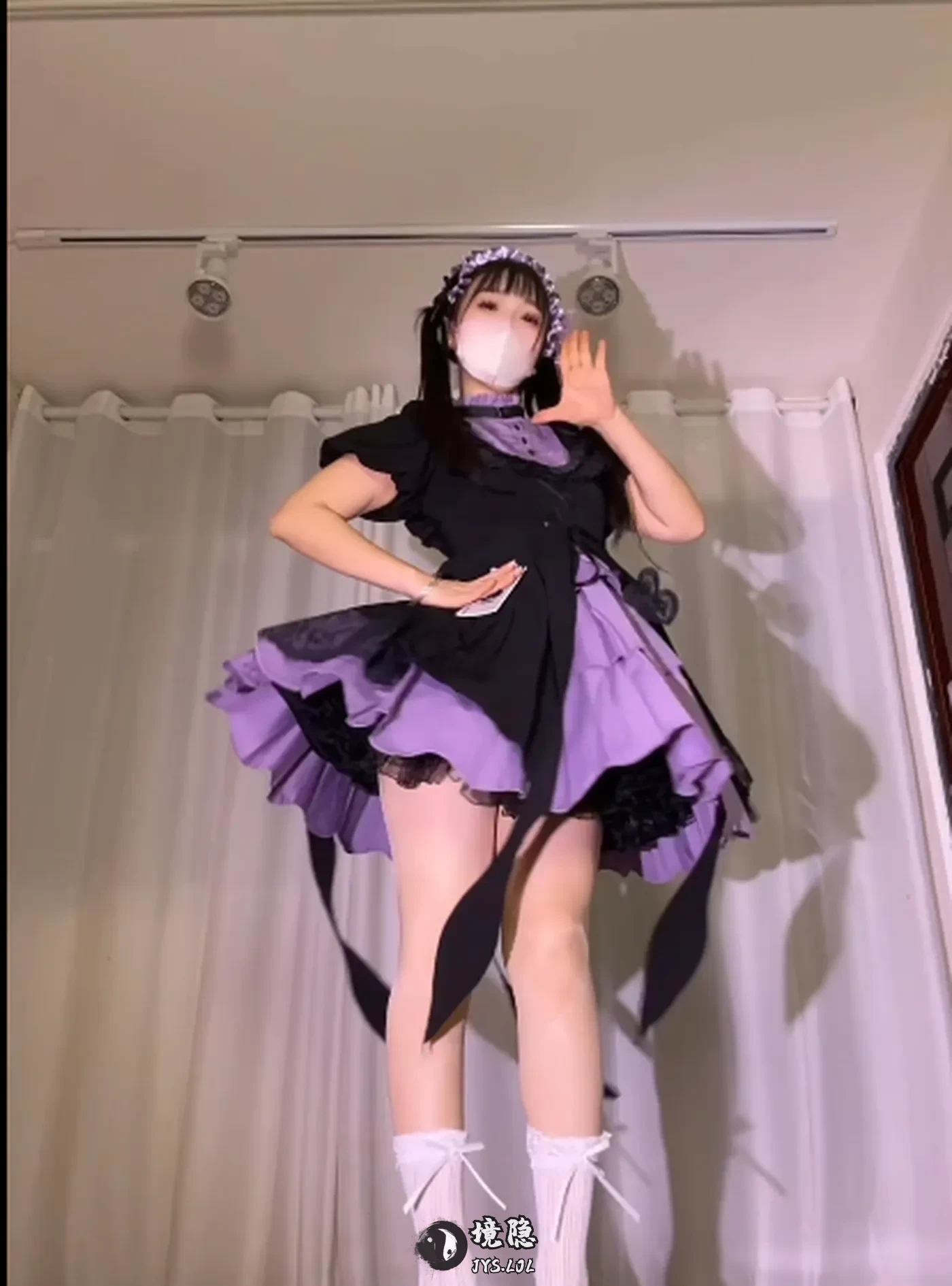 极品嫩妹-婉婉（Wanwan_233）-新福利（16V,1.43G） 热舞合集 第1张