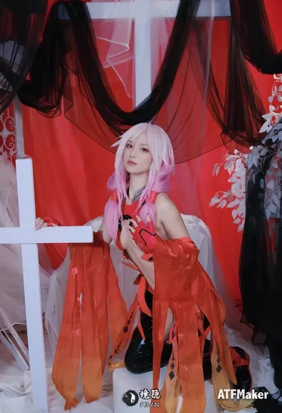 Tsubaki – 洛琪希、楪祈、芙莉莲【49P230M】